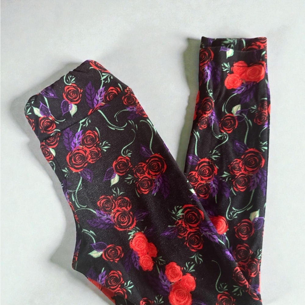 Girls size S/M Lularoe leggings